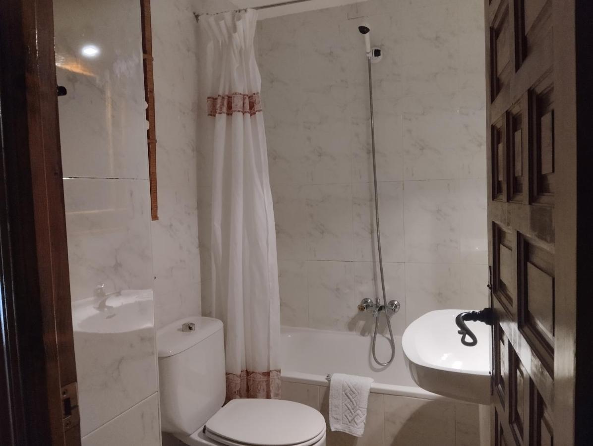 Apartamentos Condado De Miranda Miranda del Castañar Exteriér fotografie